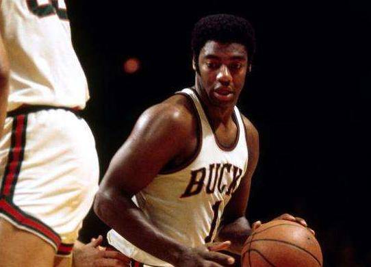 仿佛真的被 仿佛真的被